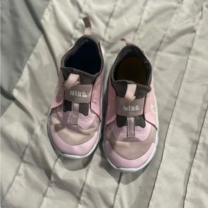 Nike flex runner toddler shoes